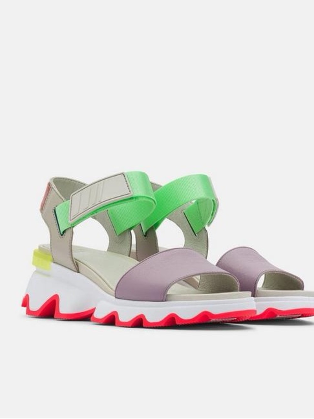 Sorel Kinetic Sandal in Vibe, Dove